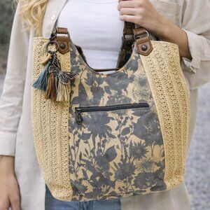 Sakroots Artist Circle Raffia & Canvas Boho Straw Shoulder Bag w/Tassel Charm